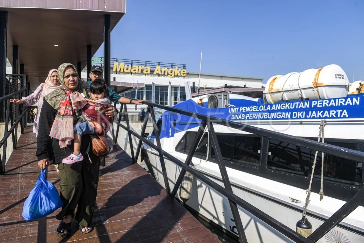 Dishub Jakarta angkut 3.000 orang ke Kepulauan Seribu
