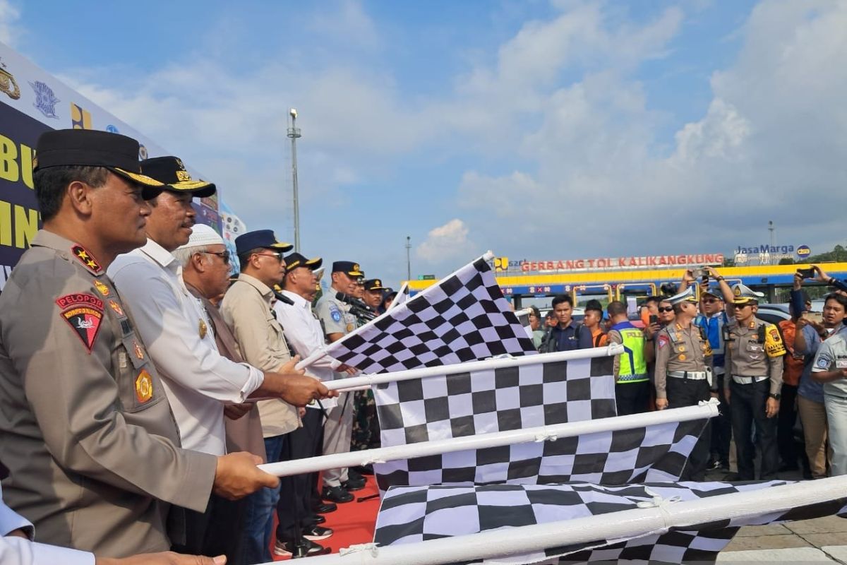 Pemerintah resmi terapkan "one way"  di Tol Trans Jawa