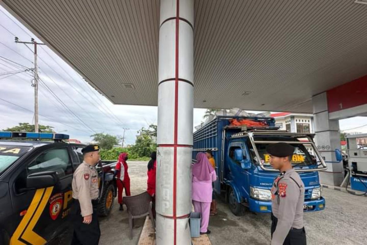 Polres Majene Sulbar patroli SPBU antisipasi kelangkaan BBM