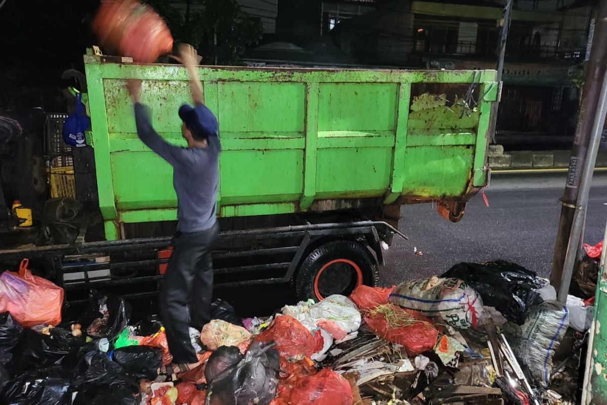 Volume sampah di Tangsel capai 600 ton per hari pasca Lebaran