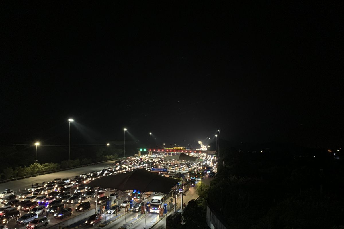 Dua titik bakal jadi penyebab kemacetan Tol Jakarta- Cikampek