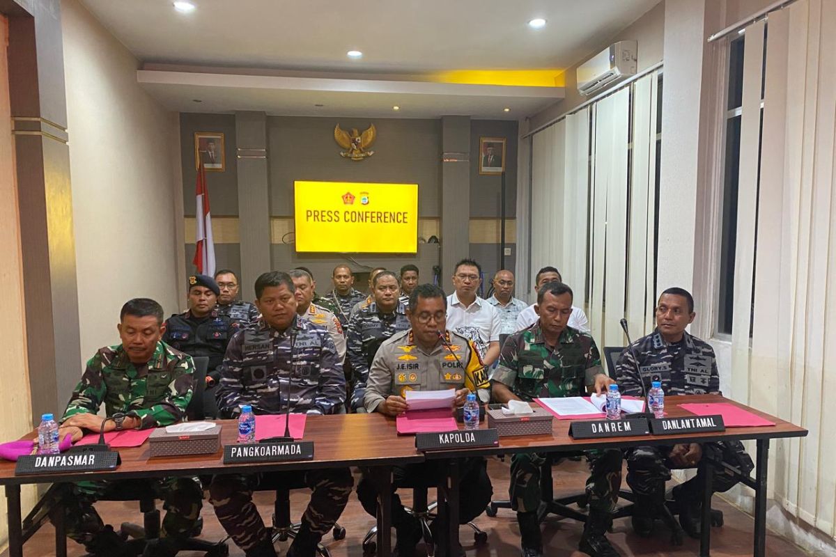 TNI dan Polri minta maaf kepada masyarakat atas bentrok di Sorong
