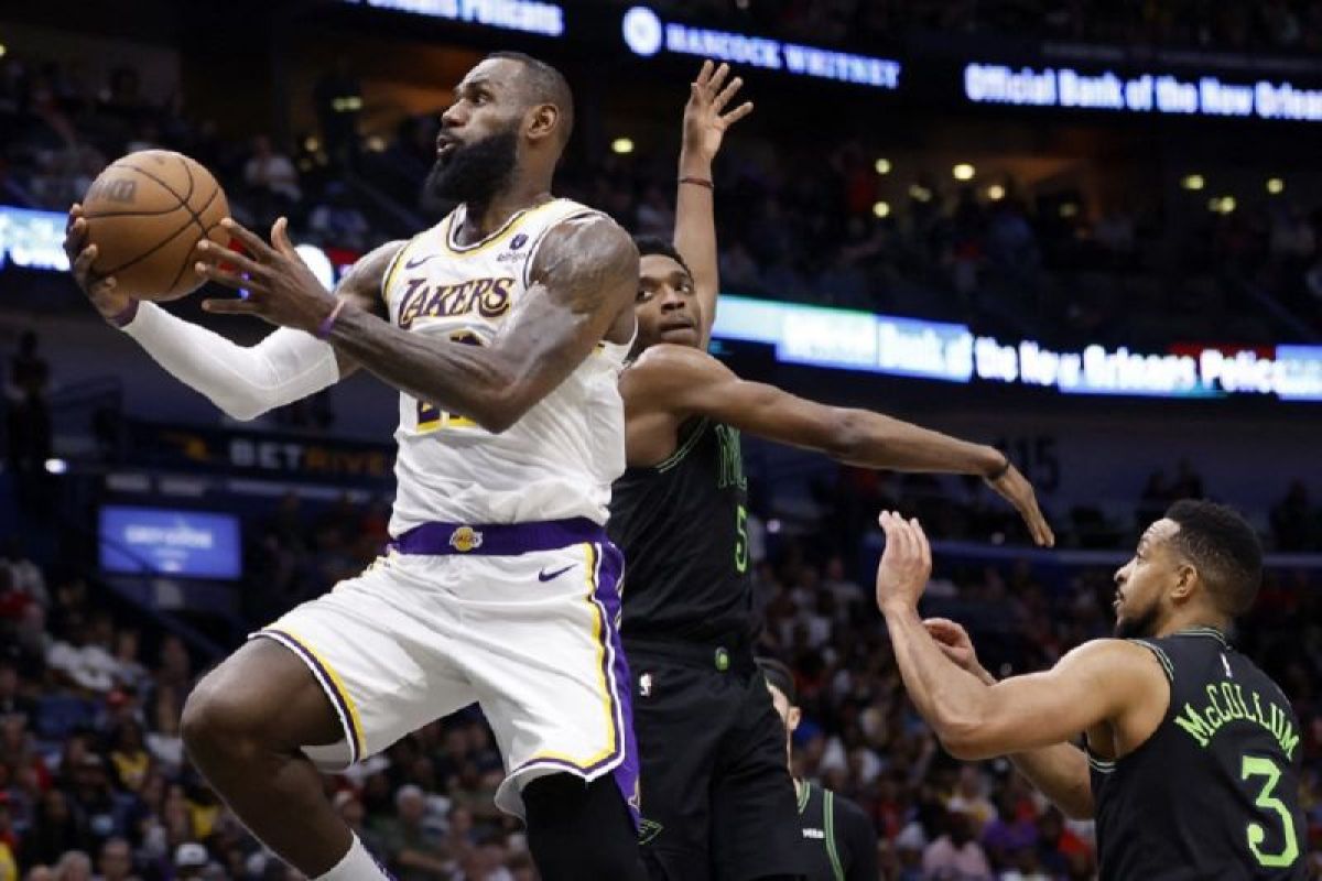 Kalahkan Pelicans 110-106, Lakers melaju ke babak playoff