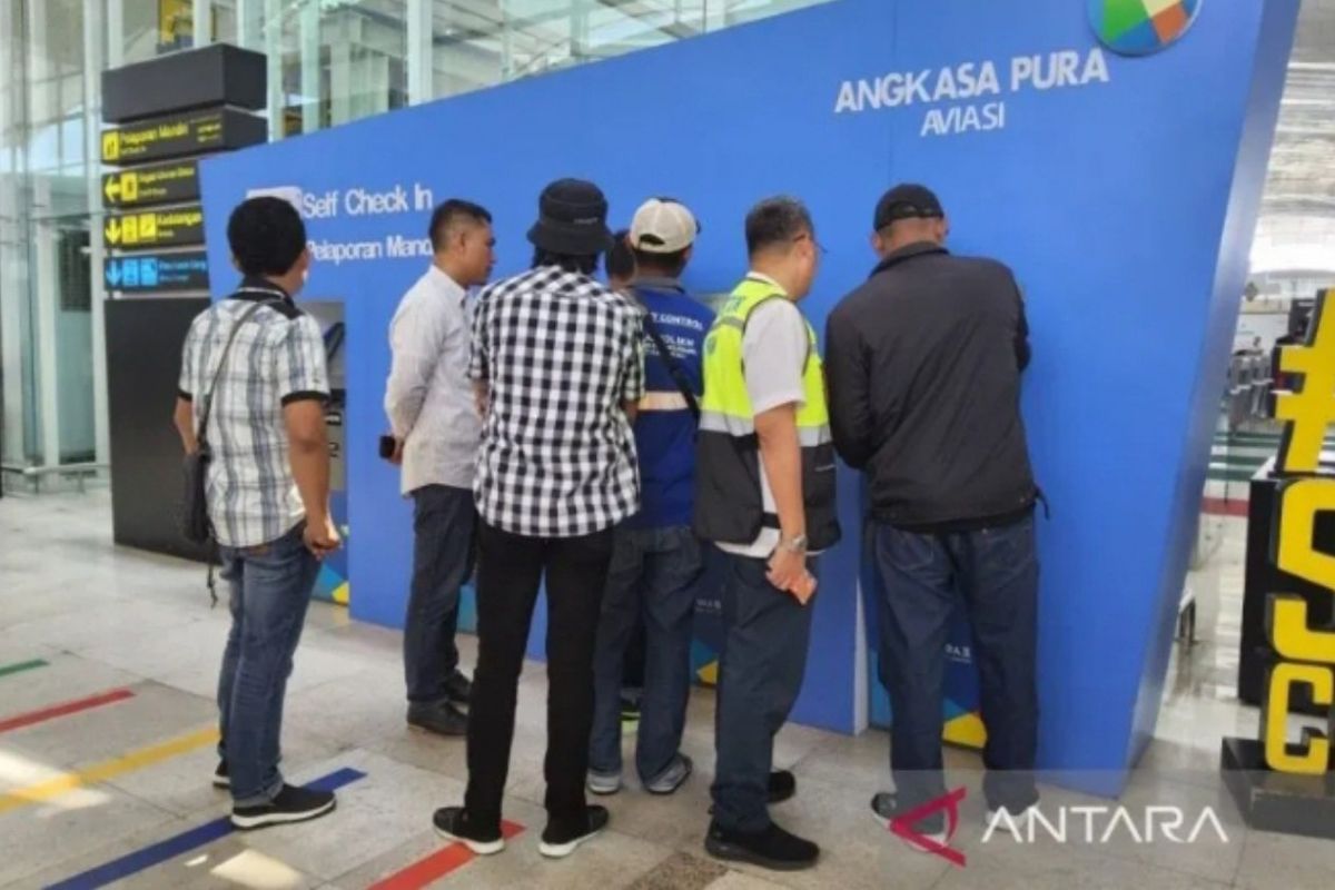 Pengguna pesawat di Kualanamu  diminta manfaatkan pendaftaran mandiri