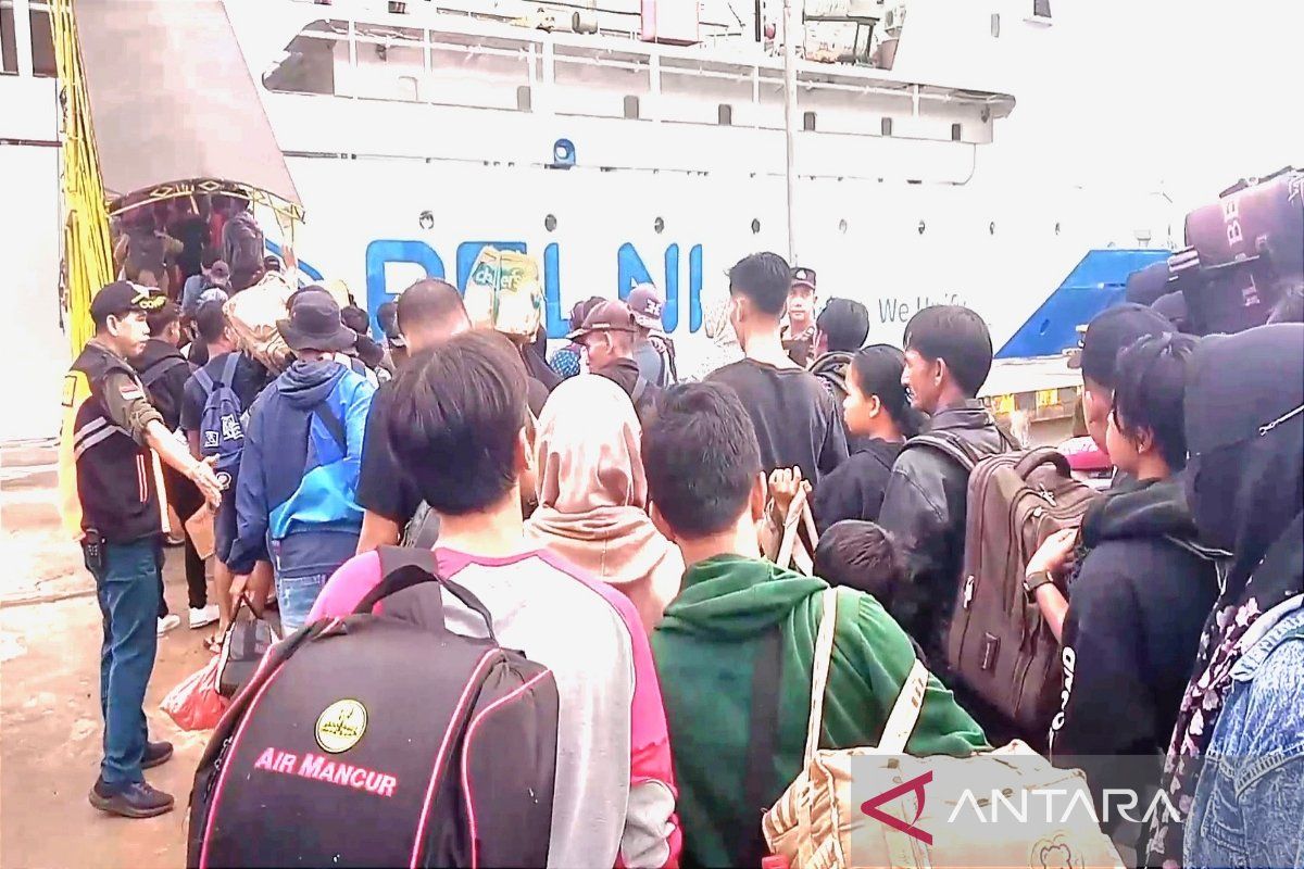 Arus mudik masih tinggi,1.136 penumpang bertolak dari Pelabuhan Sampit