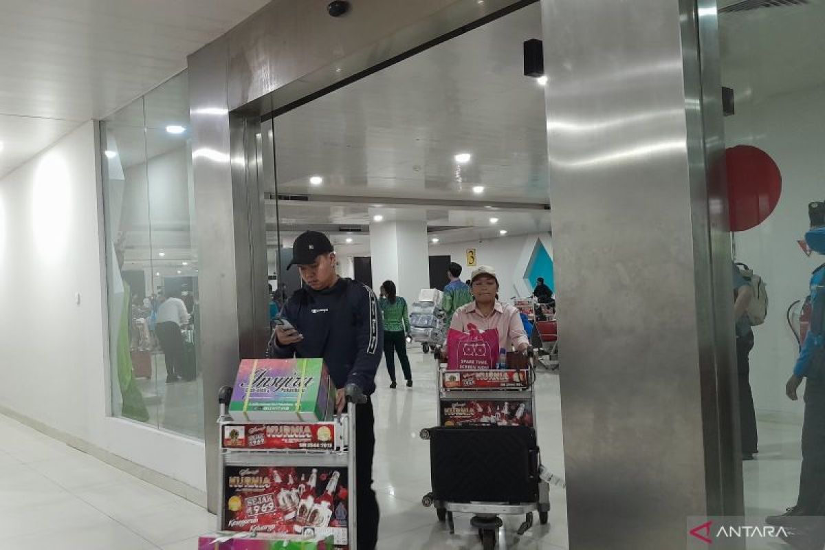 Bandara Halim percepat layanan bagasi atasi kepadatan arus balik