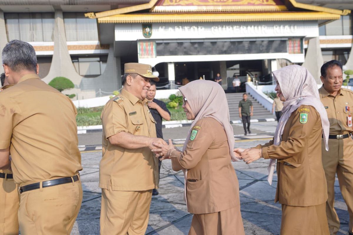 Pj Gubri beri sanksi pegawai menambah libur setelah lebaran