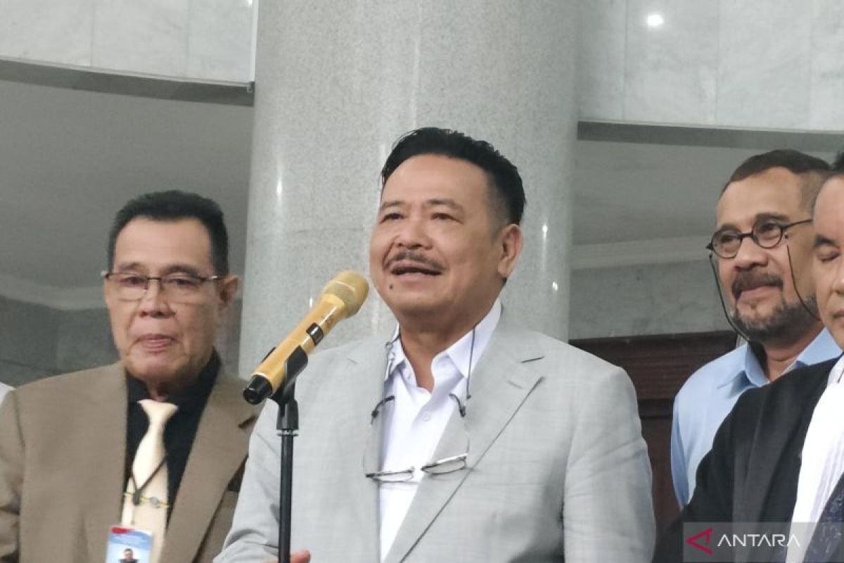 Otto Hasibuan sebut Megawati tak tepat sampaikan "amicus curiae" karena berperkara di MK