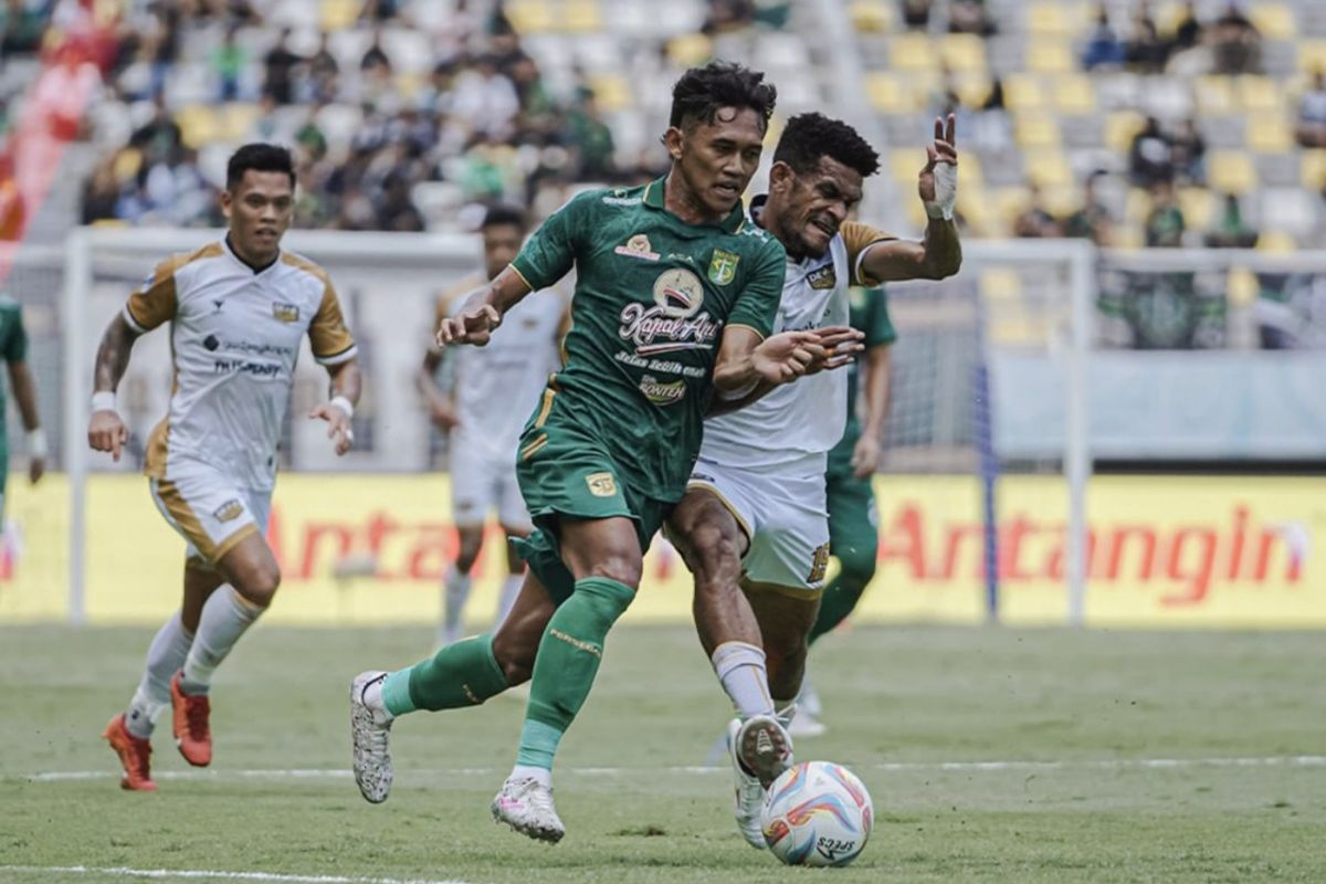 Liga 1: Main buruk, Persebaya tertinggal 0-1 dari Dewa United di babak pertama