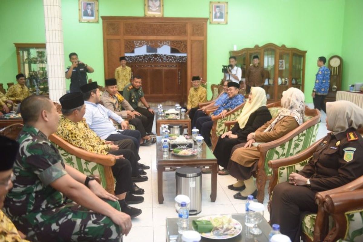 Pj Wali Kota Kediri silaturahim ke tokoh-tokoh agama Islam