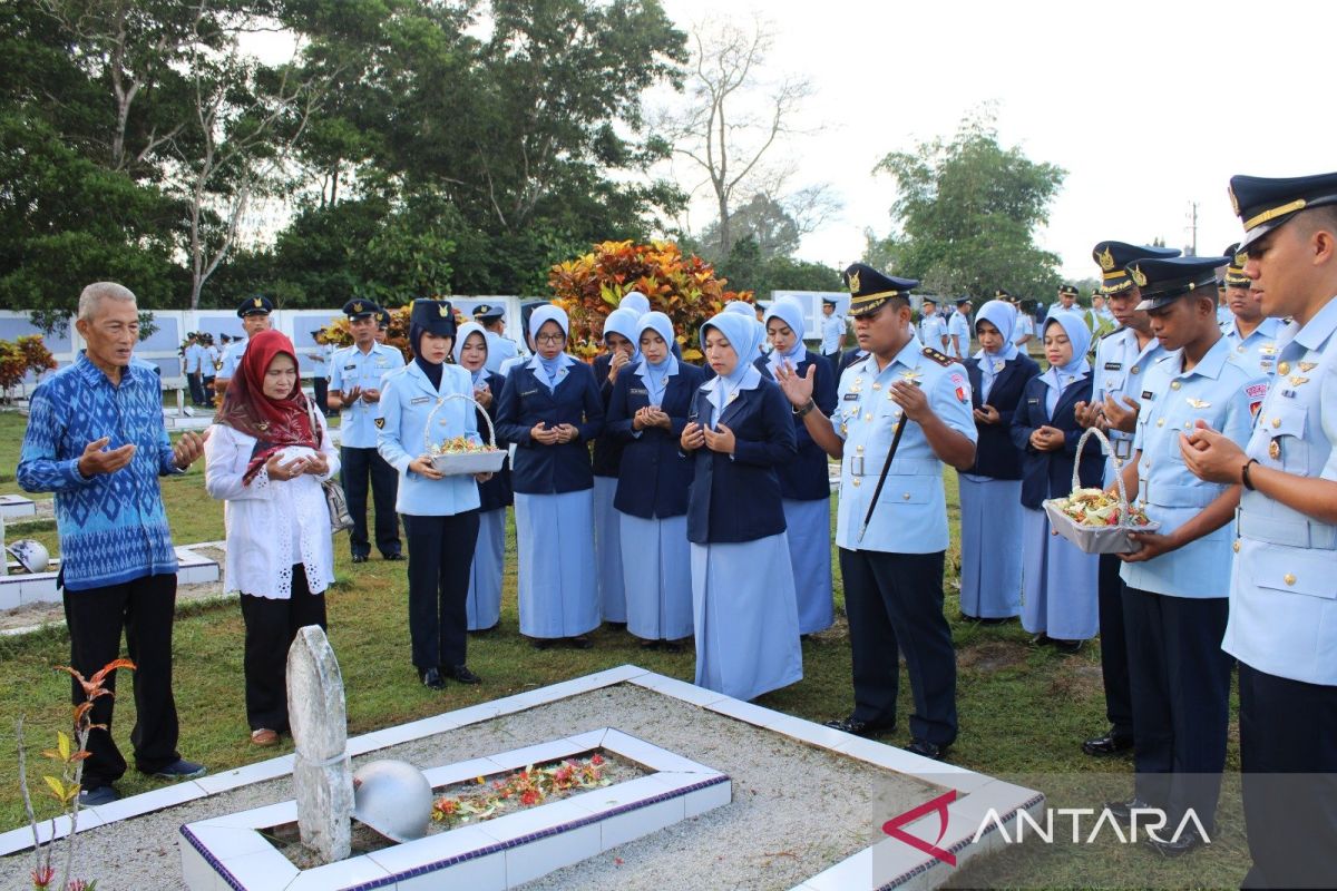 Danlanud ASH: Makna ziarah untuk mengenang dan mendoakan para pahlawan yang gugur dalam merebut kemerdekaan