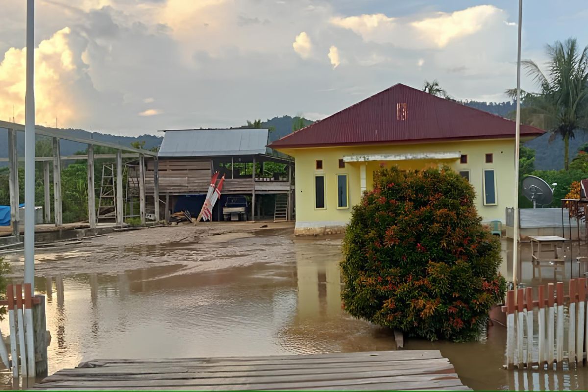 Warga terdampak banjir di Morowali Utara butuh logistik
