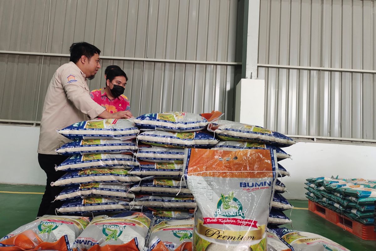 Bulog Lampung serap 300 ton gabah komersil untuk beras premium