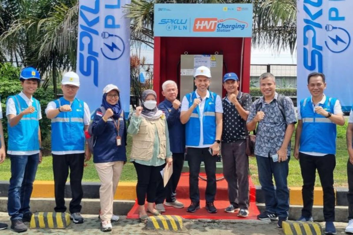 PLN dan Itjen Kementerian ESDM cek SPKLU di Wilayah Banten