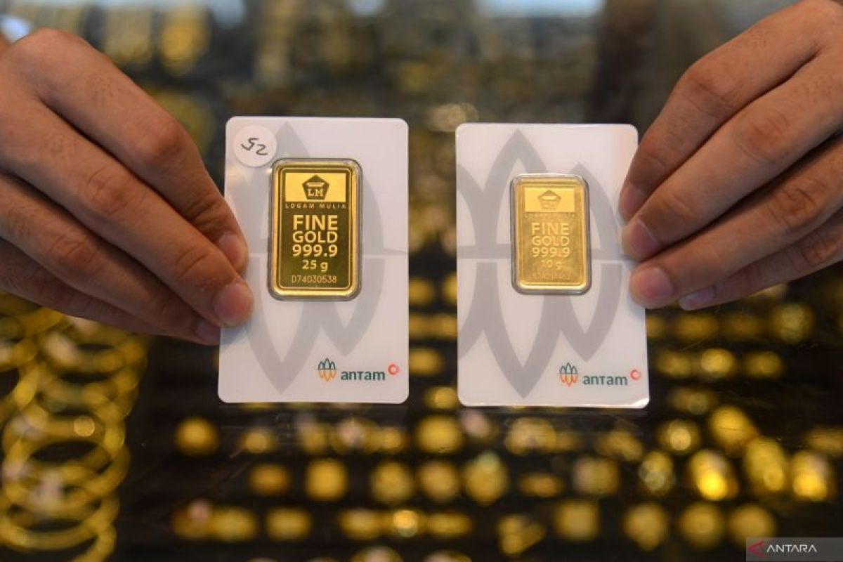 Harga emas Antam kembali naik jadi Rp1,345 juta per gram