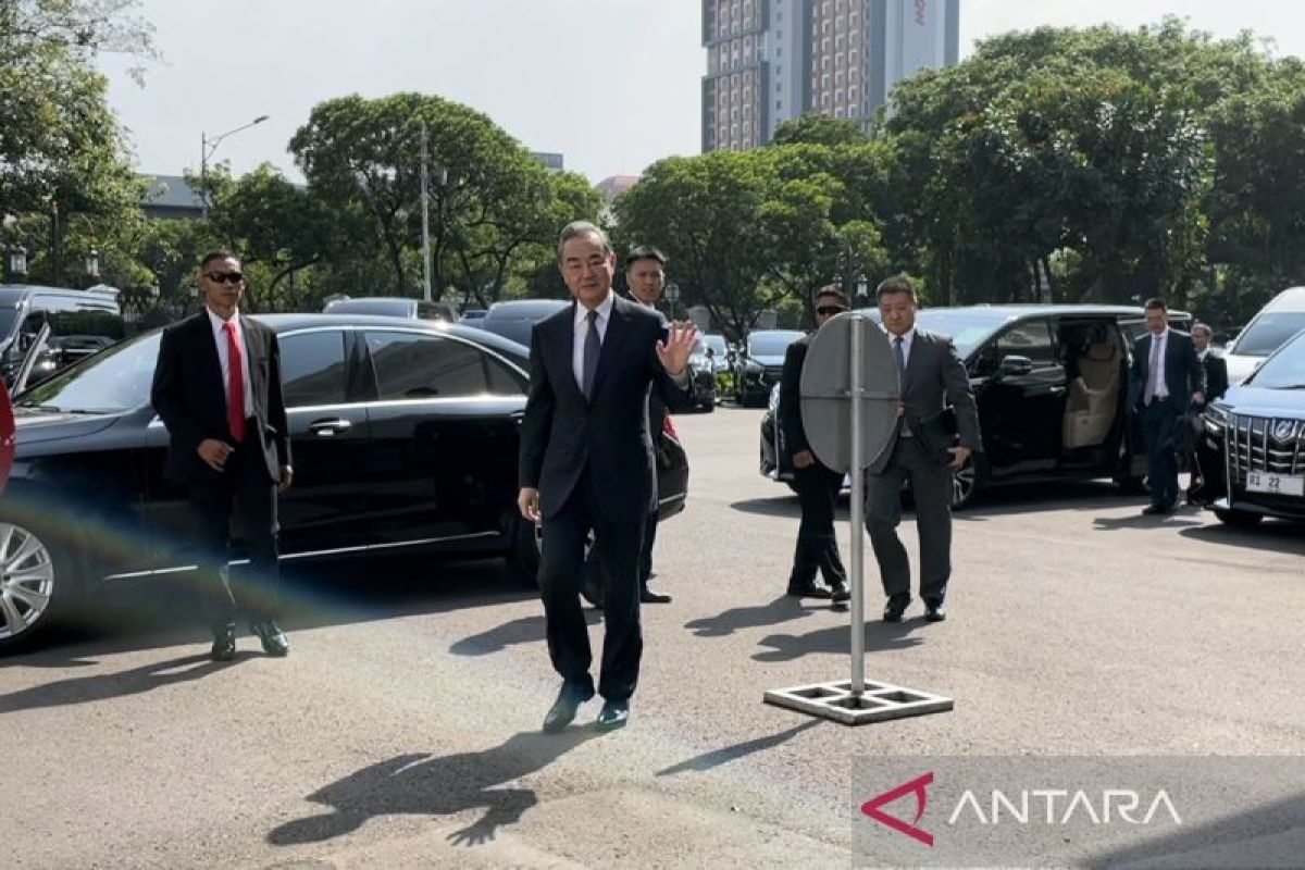 Menlu China Wang Yi temui Presiden Jokowi di istana