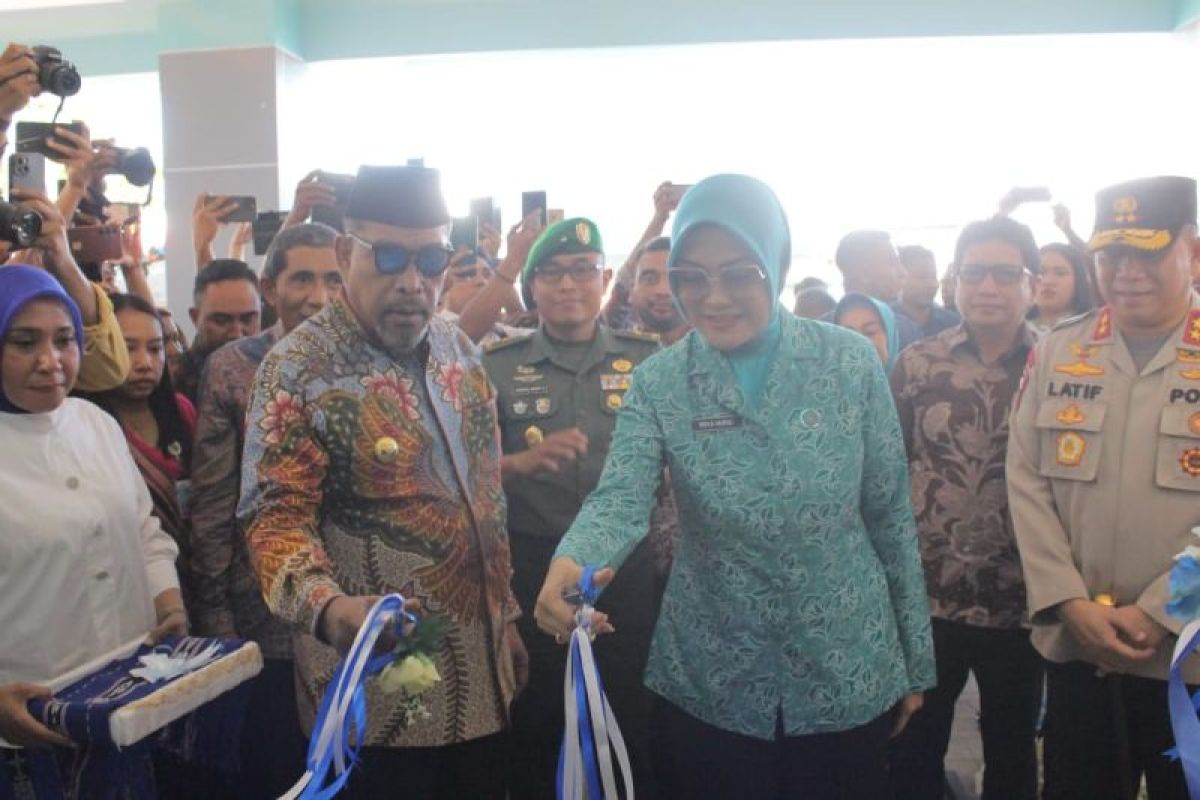 Gubernur Maluku meminta tidak ada pungli di pasar Mardika Ambon