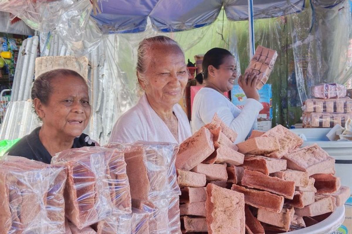 Pedagang ikan dan makanan Ambon belum dapat tempat di Pasar Mardika