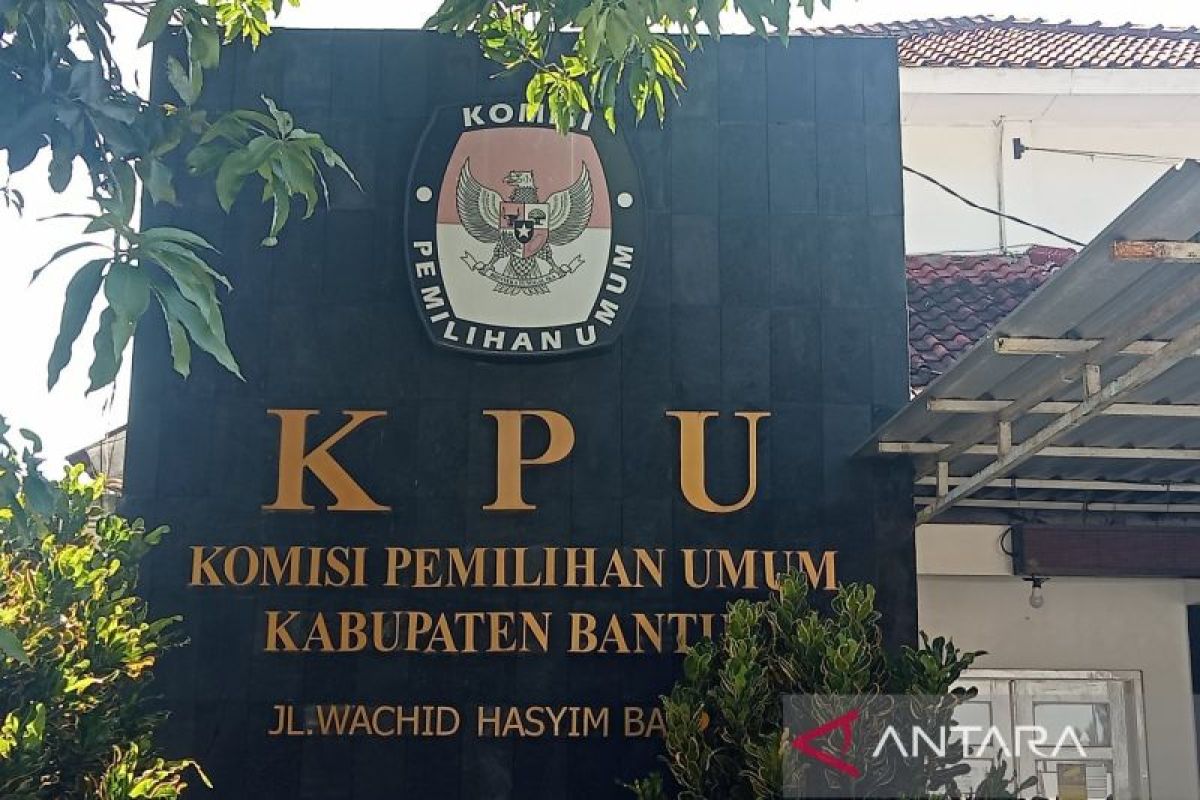 KPU Bantul menetapkan minimal dukungan calon perseorangan 55.656 orang