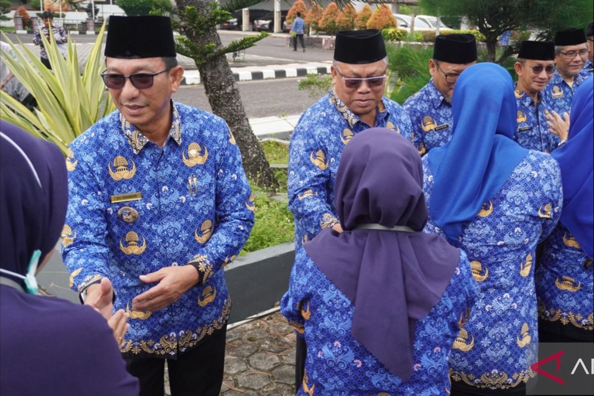 Bupati Belitung Timur segera mutasi pejabat daerah