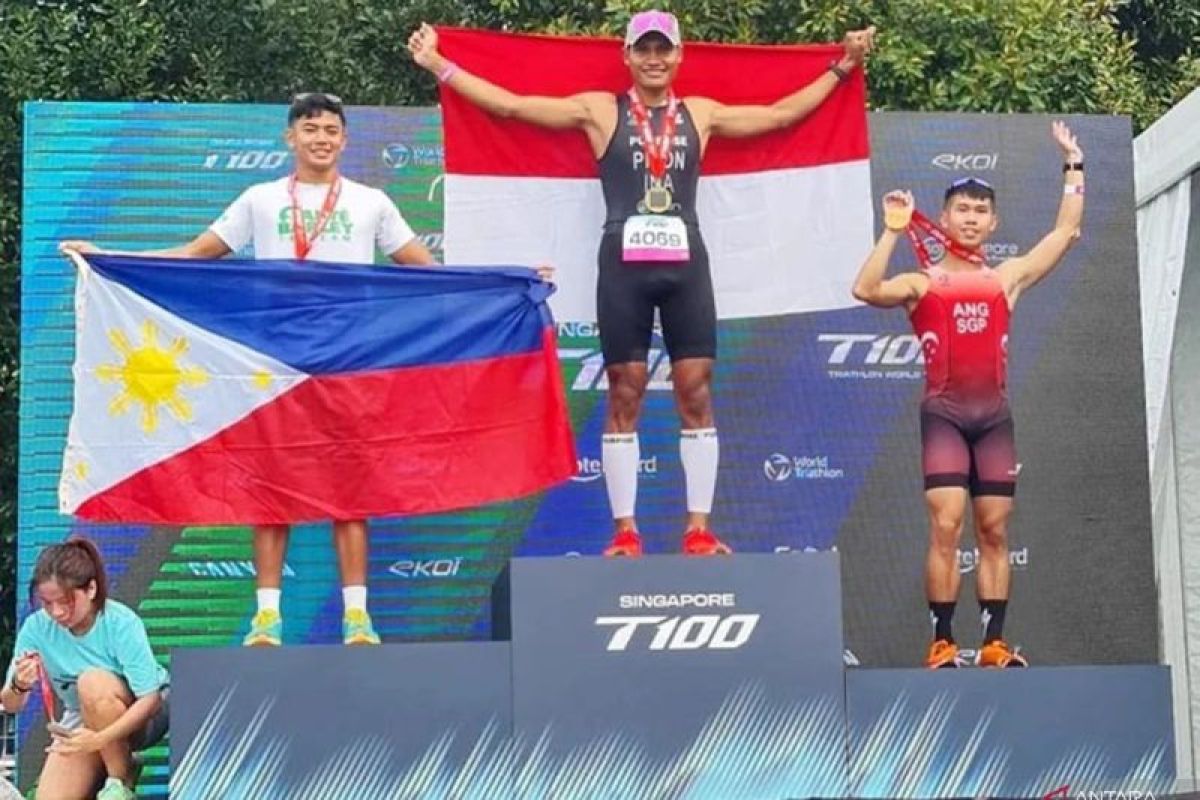Indonesia meraih dua medali emas dari Triathlon Tour Singapura