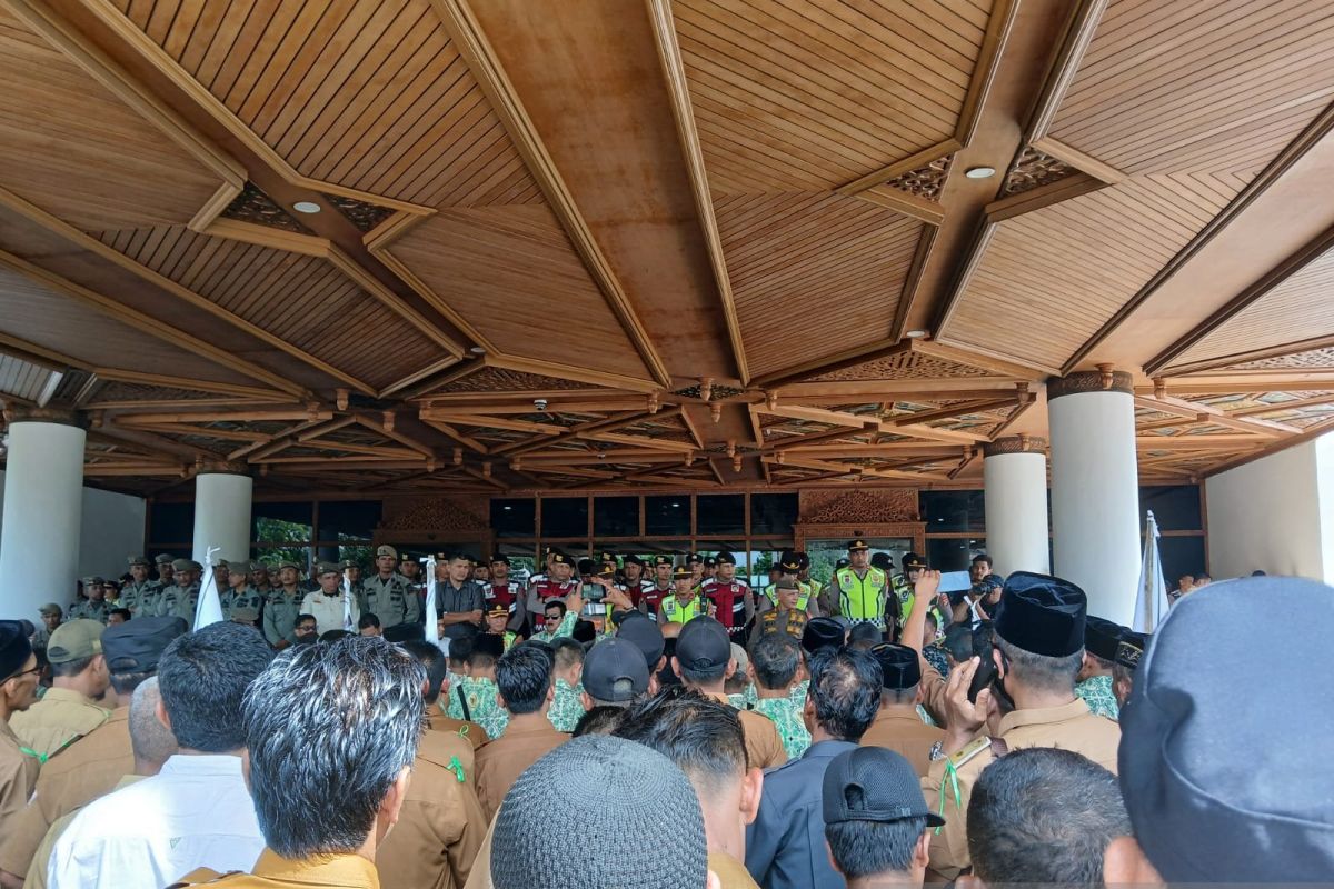 Keuchik se-Aceh desak masa jabatan delapan tahun masuk revisi UUPA