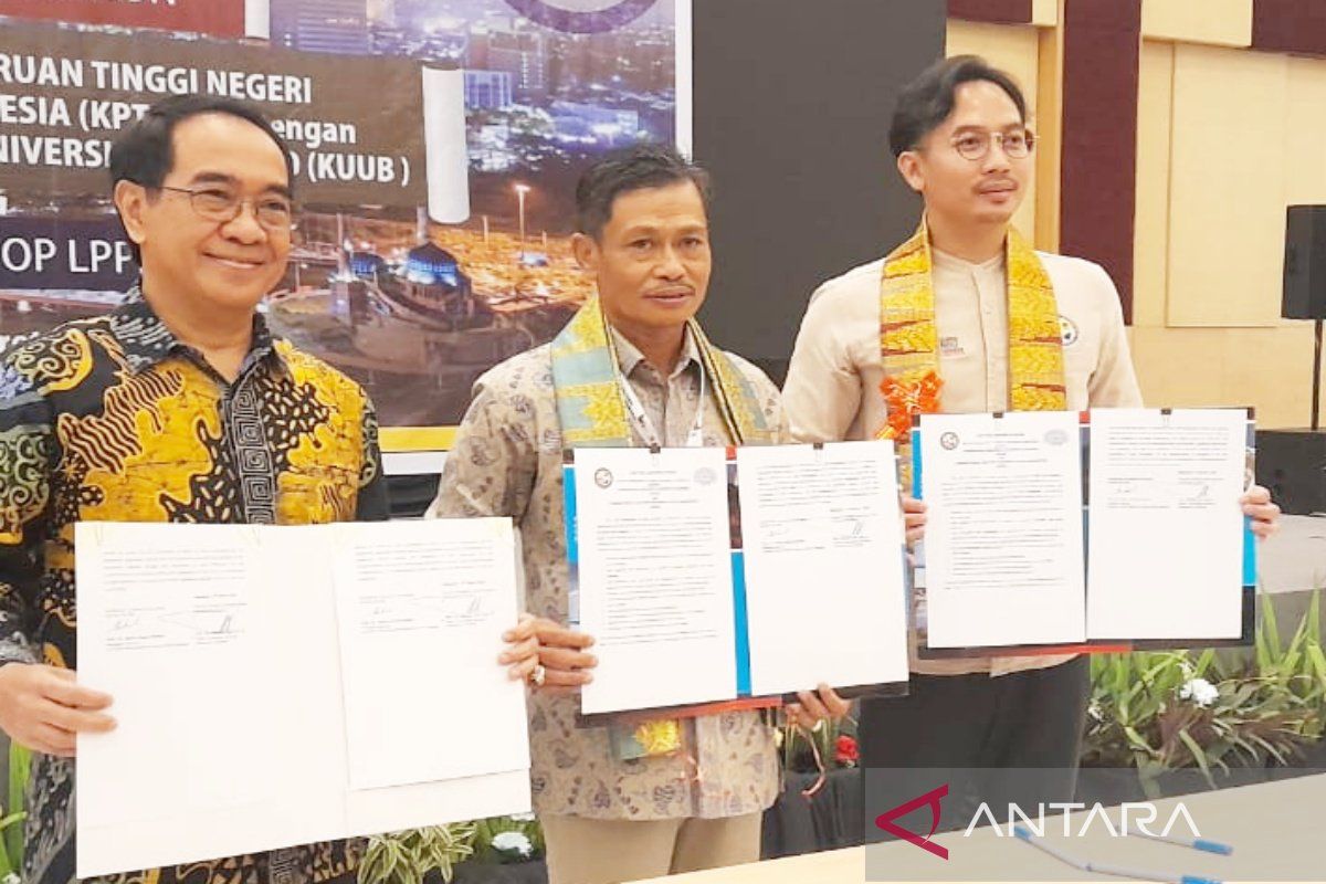 Rektor ULM inisiasi kolaborasi PTN Indonesia timur dan konsorsium Borneo