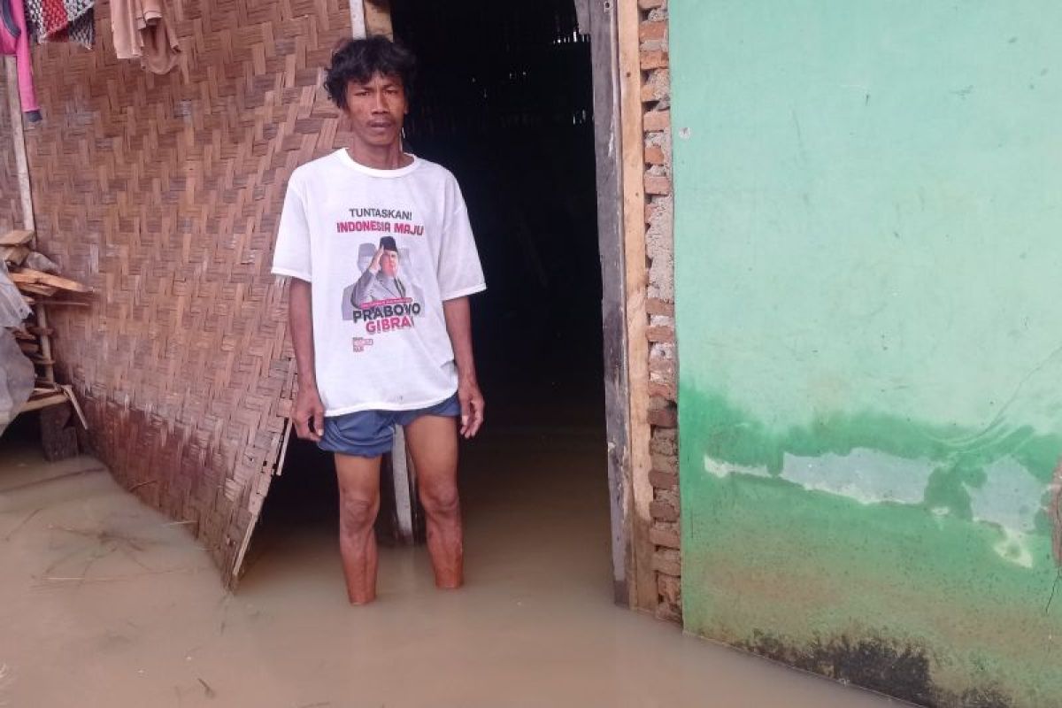 Ratusan rumah di Lebak terendam banjir