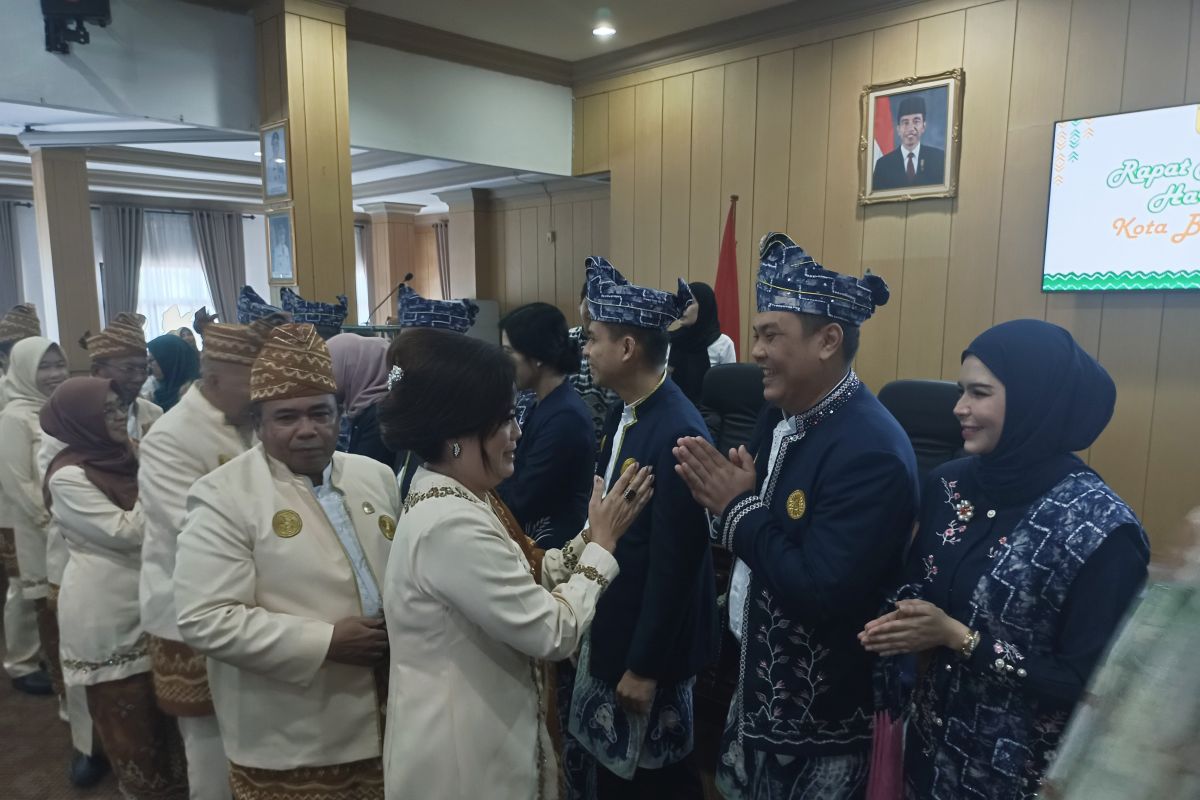 FOTO - Anggota DPRD ucapkan selamat atas HUT ke-25 Banjarbaru