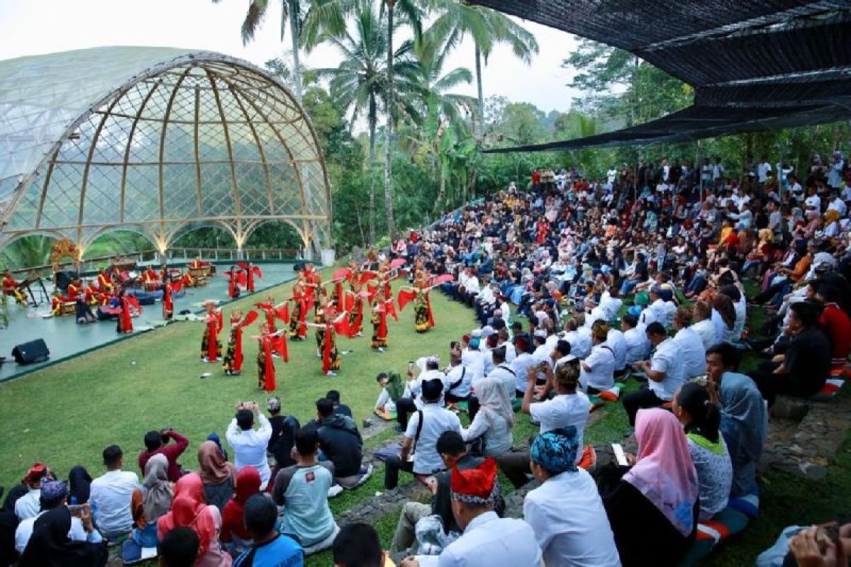 Sebanyak 126 ribu lebih wisatawan ke Banyuwangi selama libur Lebaran