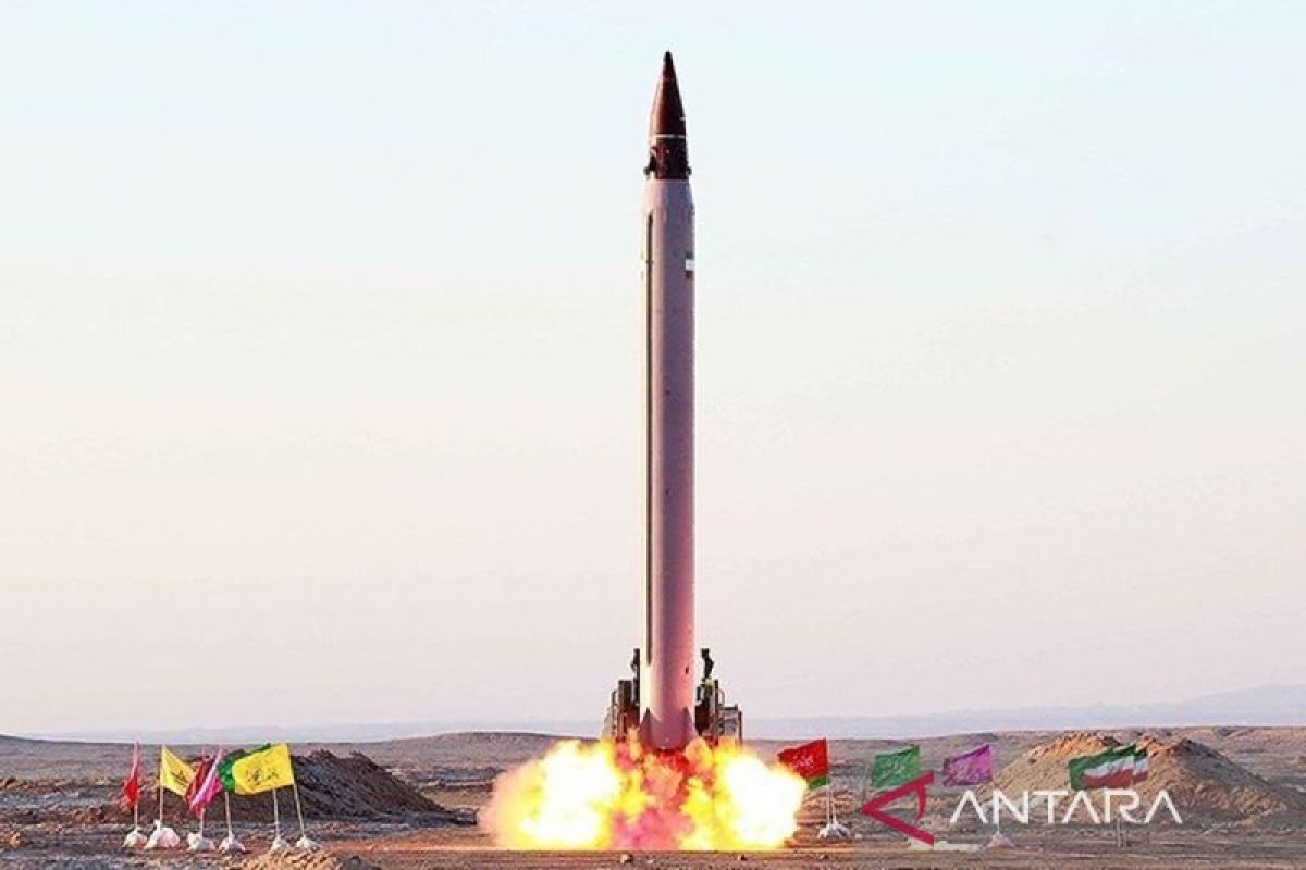 Iran sebut fasilitas nuklirnya aman, siap tembakkan rudal