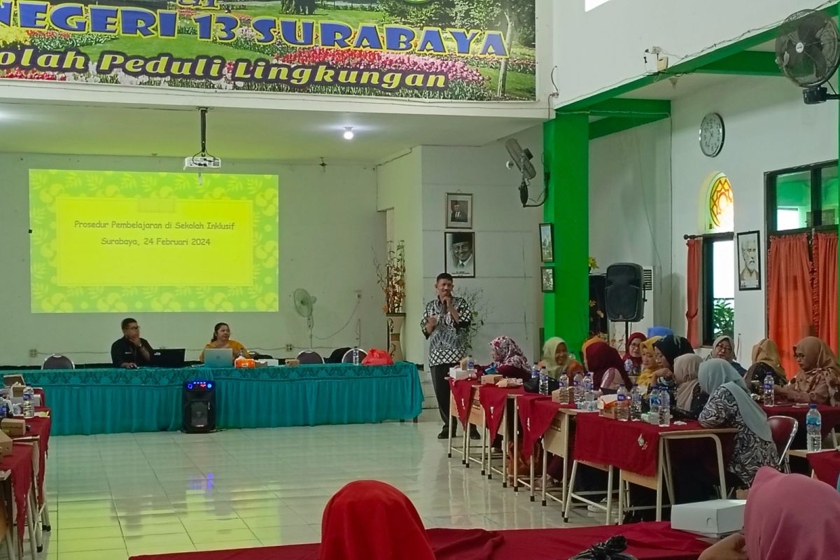 Jelang PPDB, Dispendik Surabaya bekali guru SD dasar psikologi anak