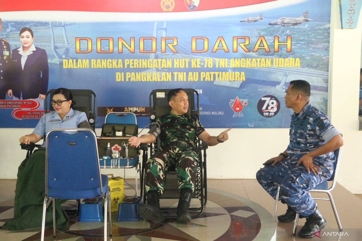 Peringati HUT ke-78 TNI AU, Lanud Pattimura gelar donor darah