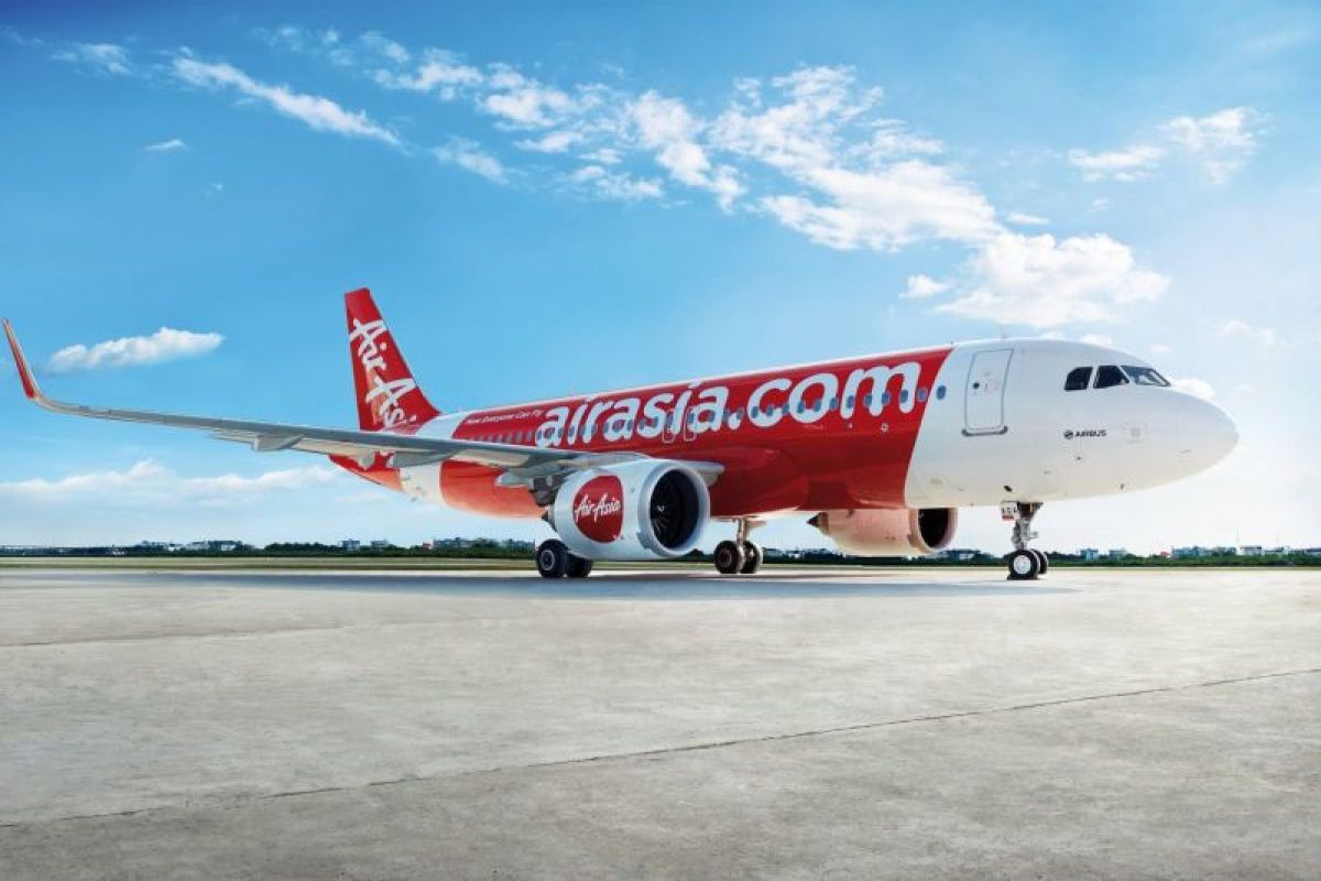 AirAsia telah membatalkan penerbangan ke Kota Kinabalu karena letusan gunung berapi