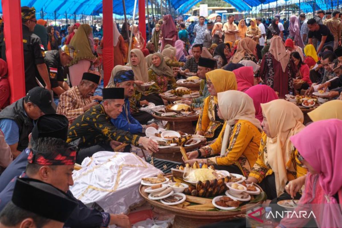 Tradisi foma foma'a suku Muna di Kendari