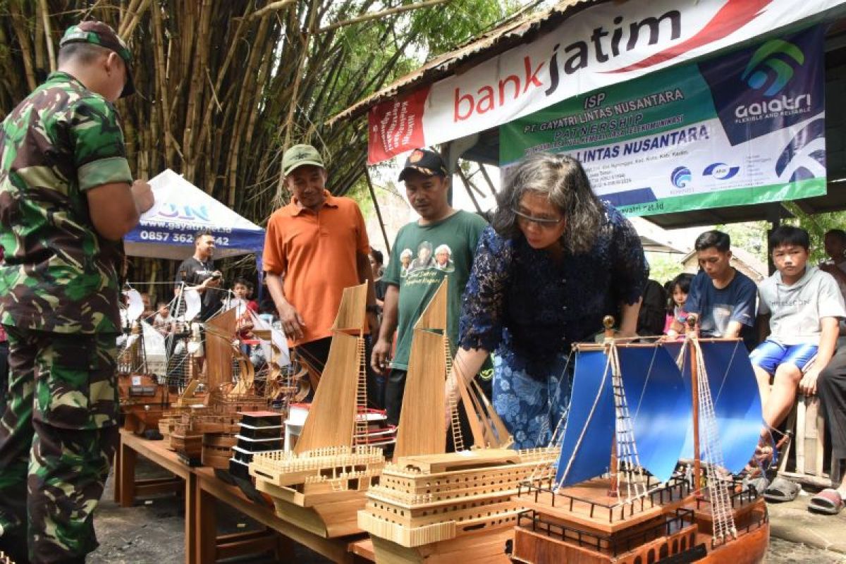 Balap perahu jadi motivasi jaga kebersihan sungai di Kediri