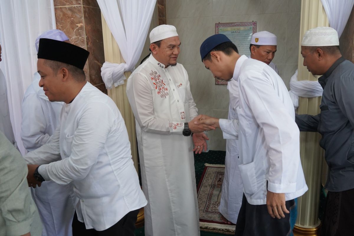 Pj Bupati HSS hadiri peringatan Haul Akbar ke-121 Syekh H Muhammad Taher