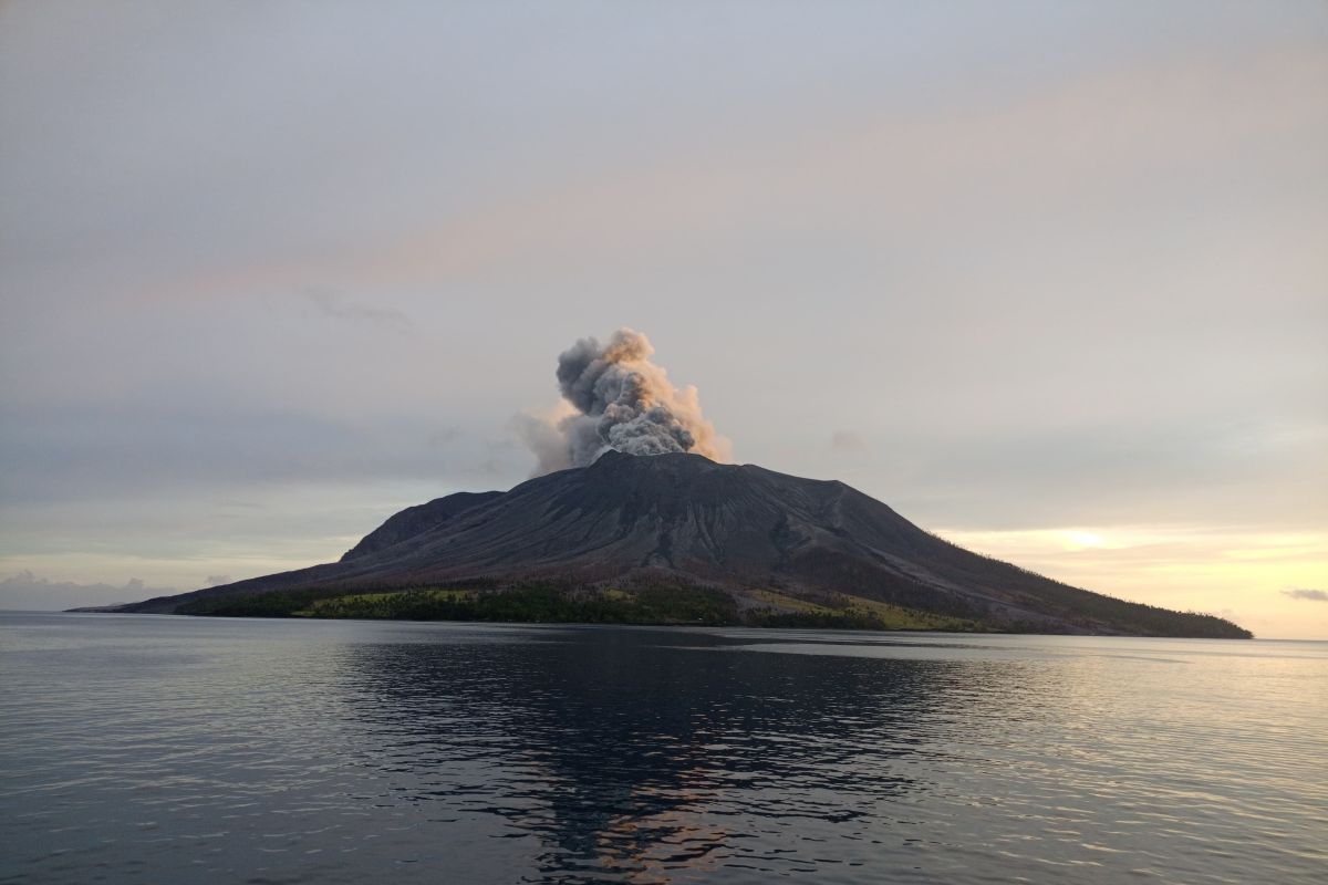 Mt. Ruang eruption damages 498 houses, public facilities: BNPB