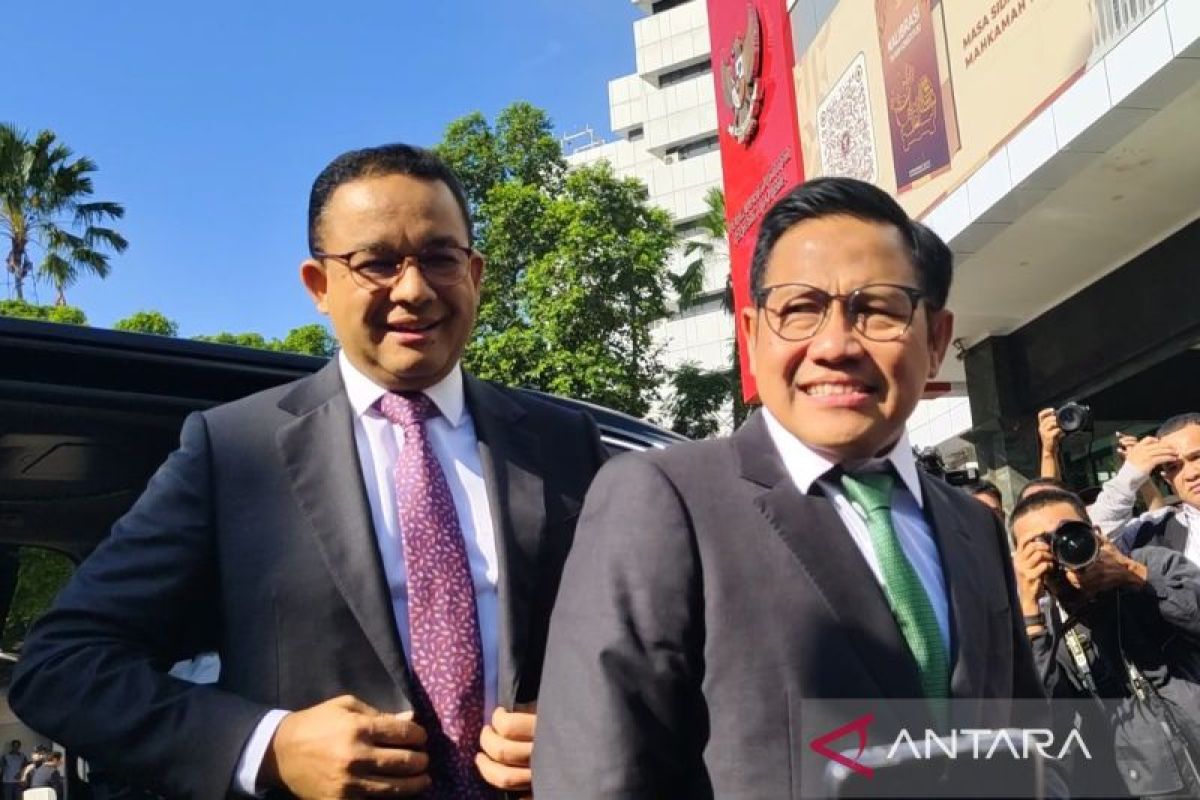 Anies-Muhaimin dan  Ganjar-Mahfud tiba di MK