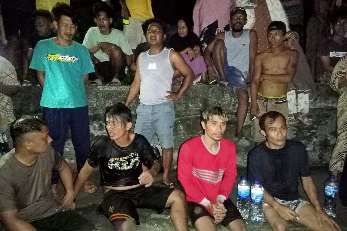 Kapolres: Seorang warga hilang saat evakuasi kapal karam perairan Sarmi