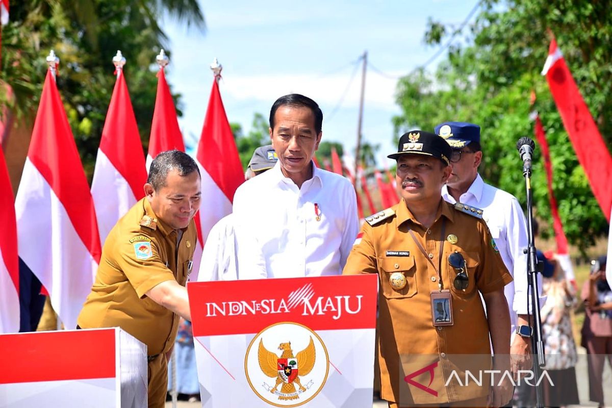Presiden Jokowi resmikan Inpres Jalan Daerah di Gorontalo