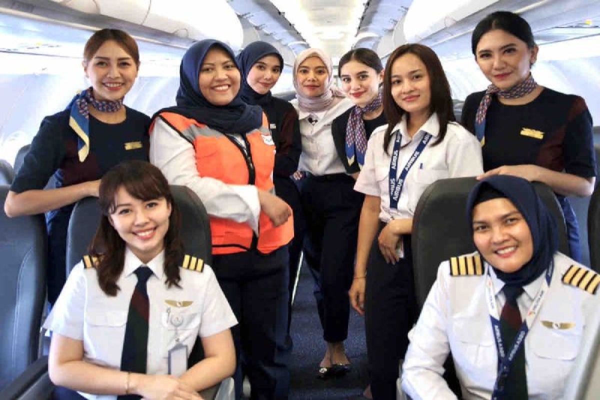 Pelita Air persembahkan "Kartini Flight" apresiasi peran perempuan