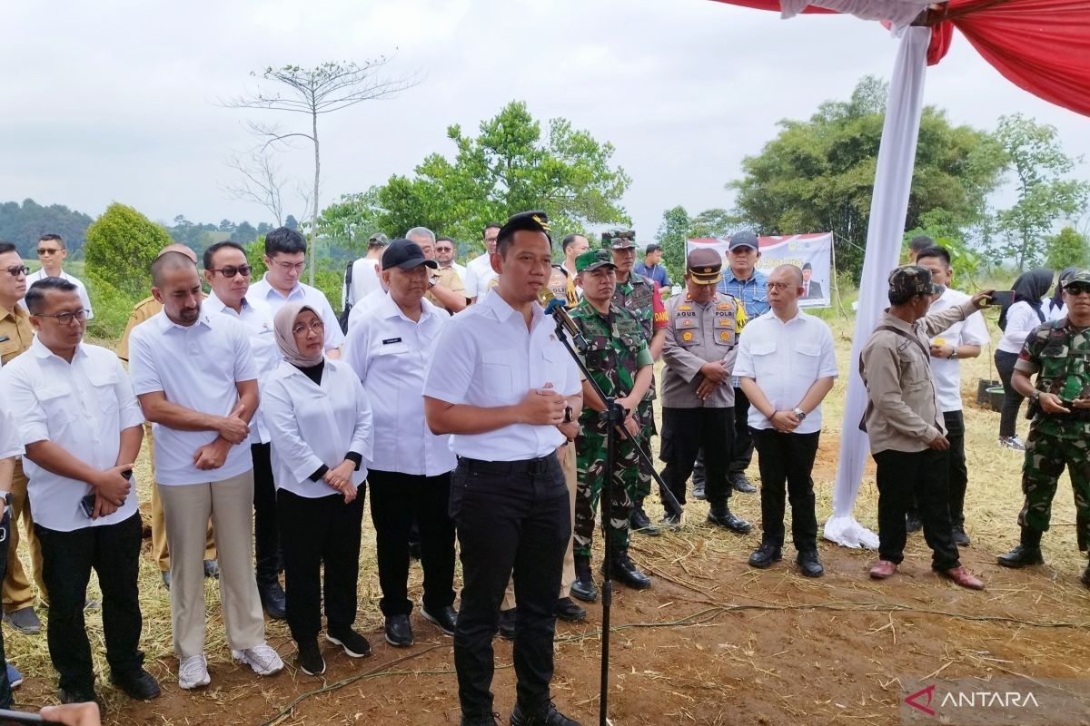 Menteri ATR/BPN Agus Harimurti Yudhoyono utamakan prinsip mediasi dalam penyelesaian sengketa tanah