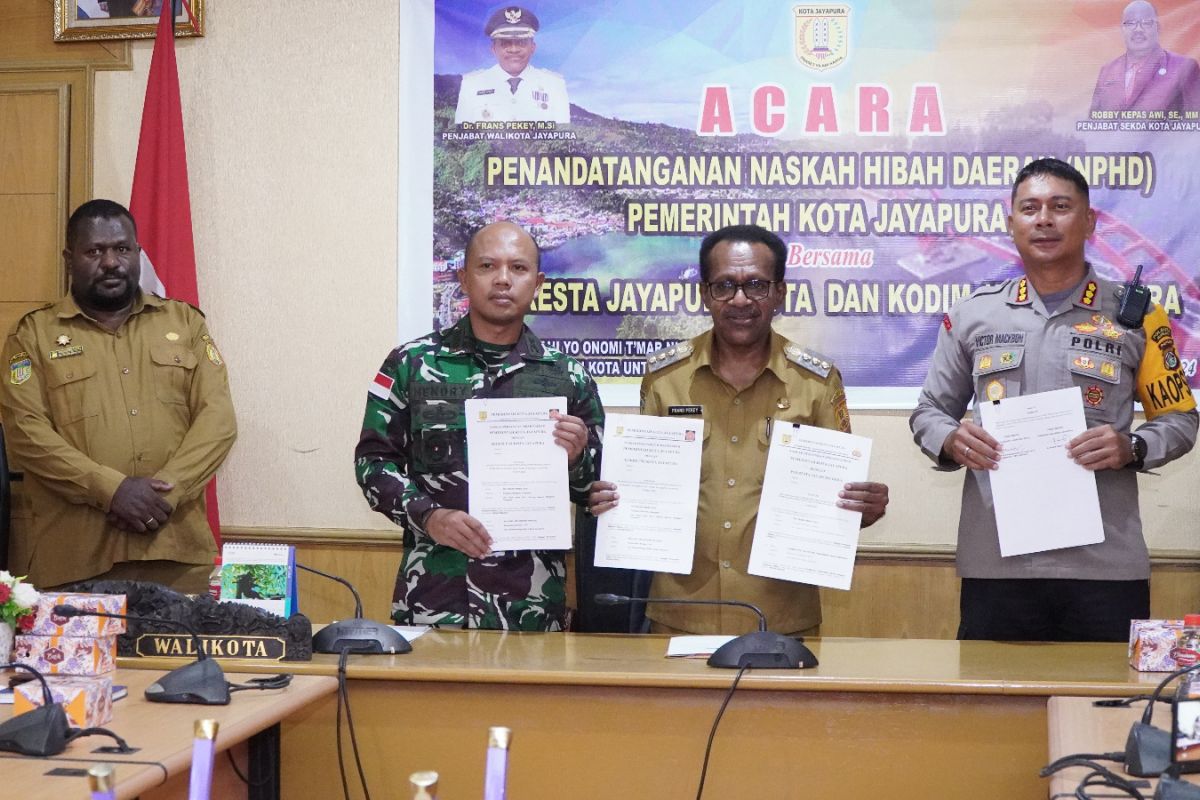 Pemkot Jayapura tandatangani NPHD pengamanan untuk pilkada 2024