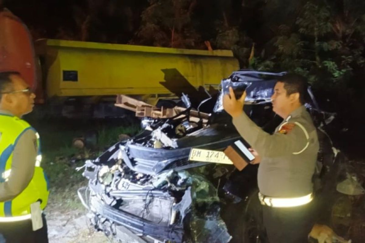 Kecelakaan maut di Tol Pekanbaru-Dumai tewaskan ibu dan anak