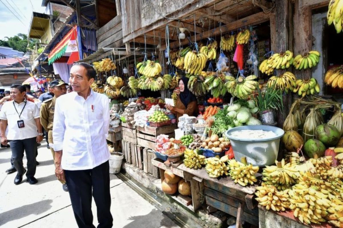 Bangun ekonomi lokal, Presiden Jokowi ingin ada pasar baru di Mamasa Sulbar