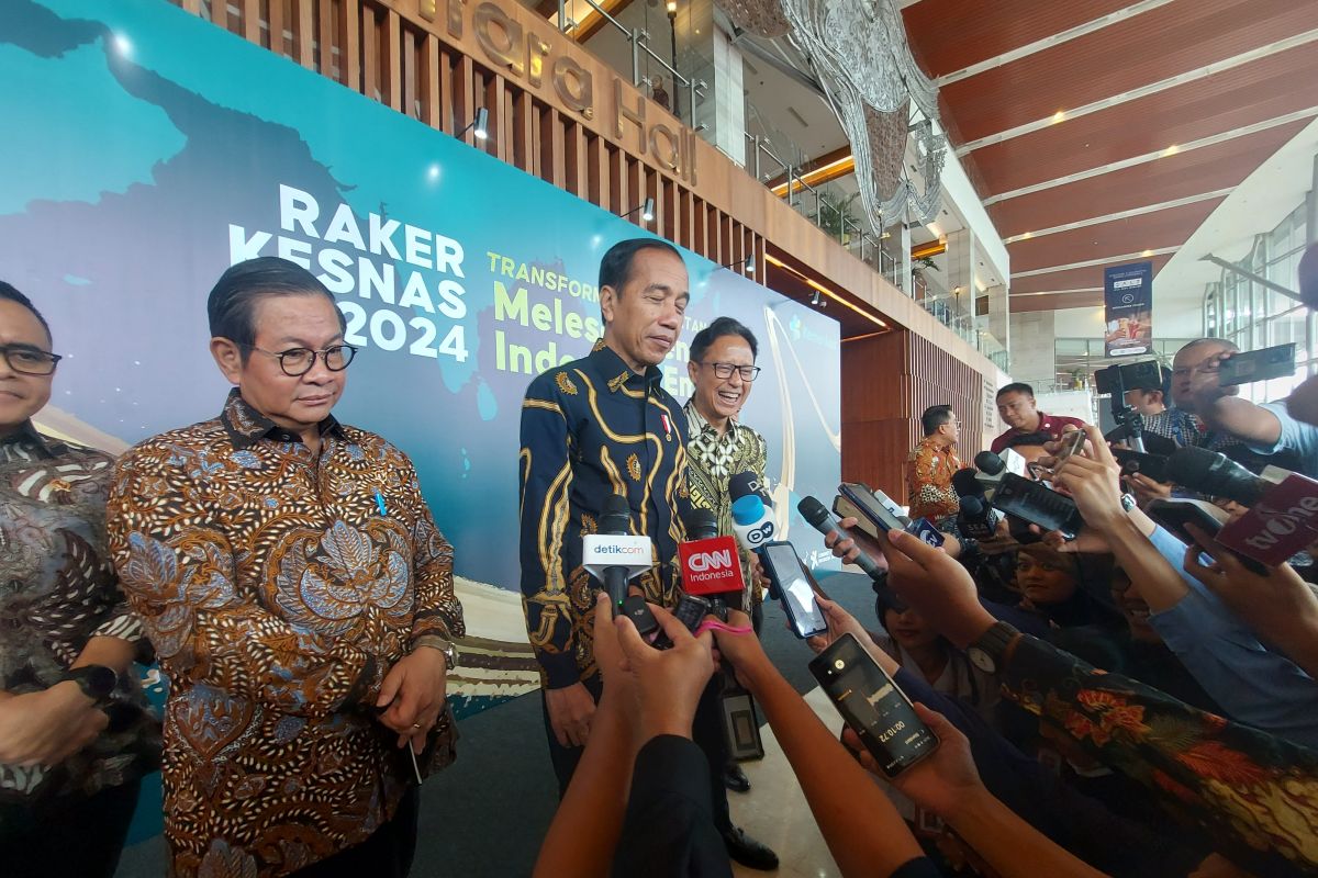 Jokowi: Pemenuhan rasio dokter tantangan besar sektor kesehatan RI