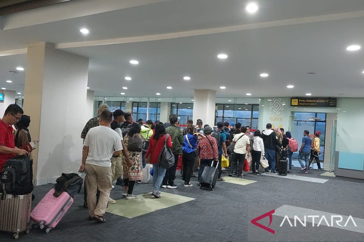 Bandara Samrat Manado tingkatkan kualitas layanan pascaerupsi Gunung Ruang