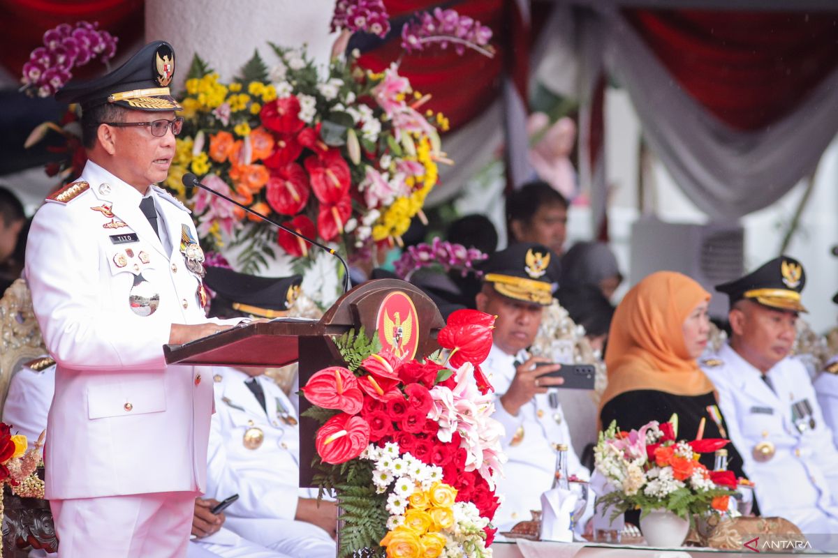 Mendagri pimpin upacara Hari Otoda XXVIII di Surabaya di bawah guyuran hujan