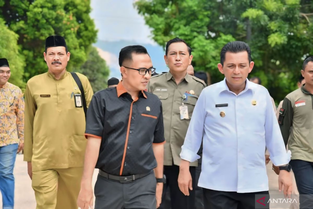 DPRD Kepri mengusulkan agar pusat memberikan izin daerah untuk mengelola sisa bijih bauksit.